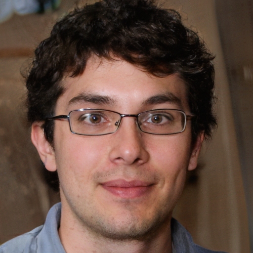 Marco R.
